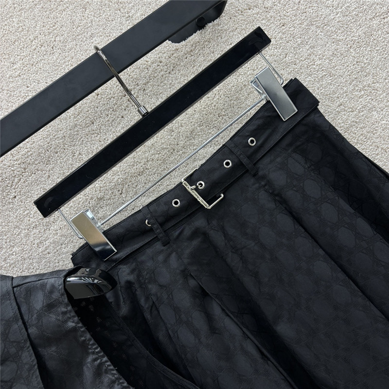 D10r sweet cool style bee suit replica clothing