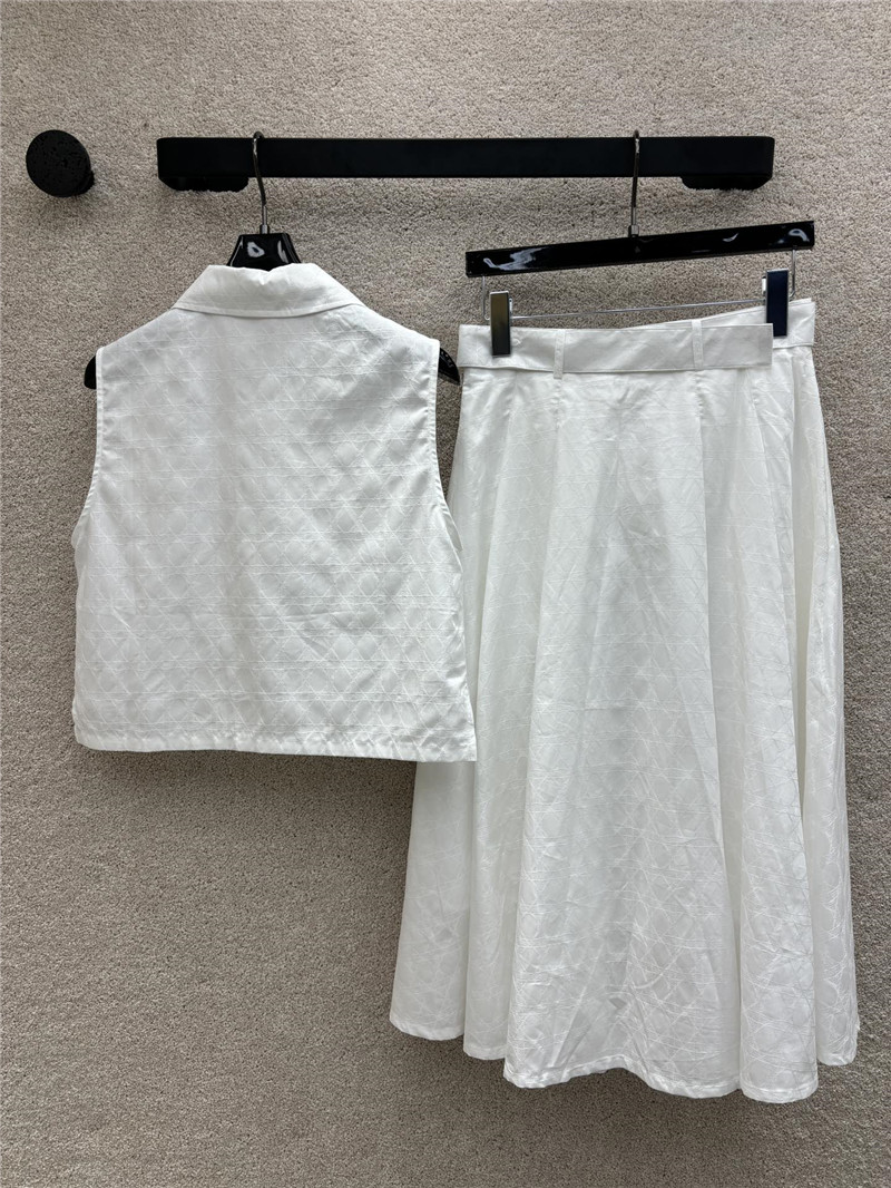 D10r sweet cool style bee suit replica clothing