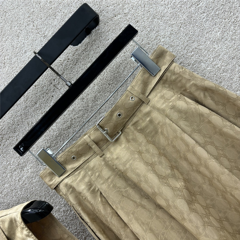 D10r sweet cool style bee suit replica clothing