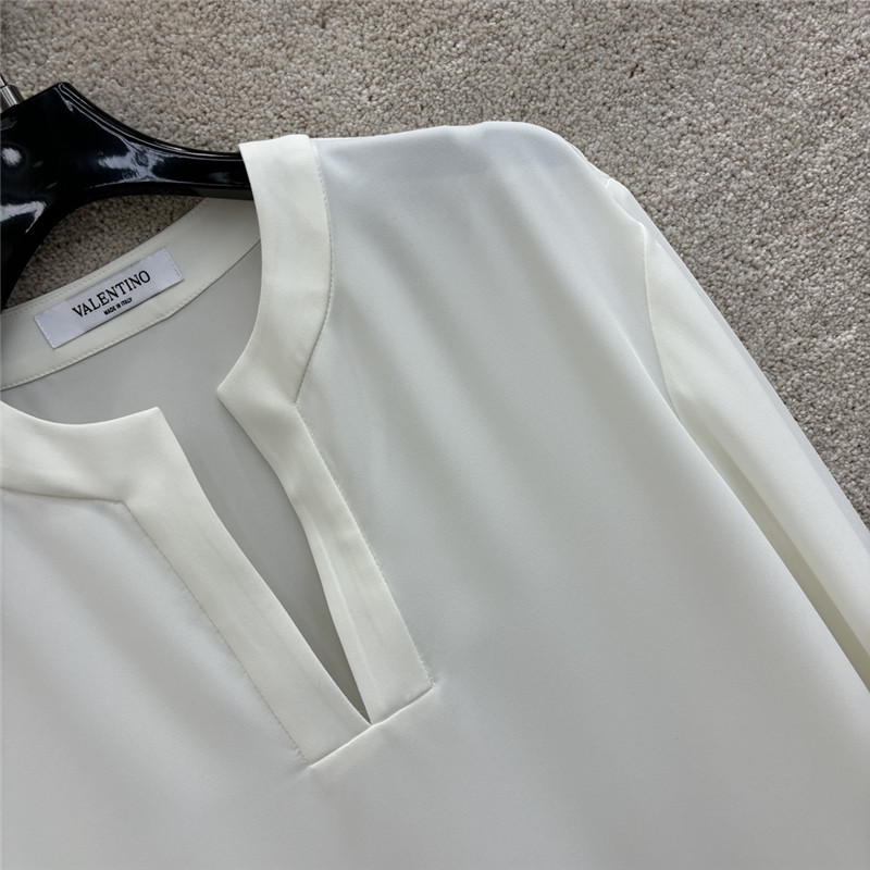 Va1e*ntin0 gold v logo shirt replica d&g clothing