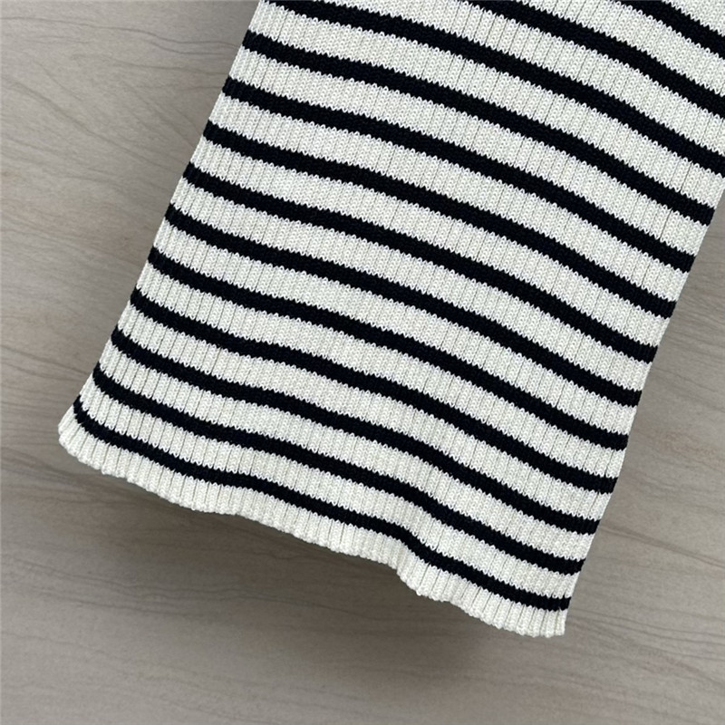 D10r crew neck knitted vest cheap replica designer clothes