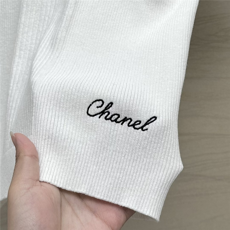 Chanel knitted short-sleeved top replica d&g clothing