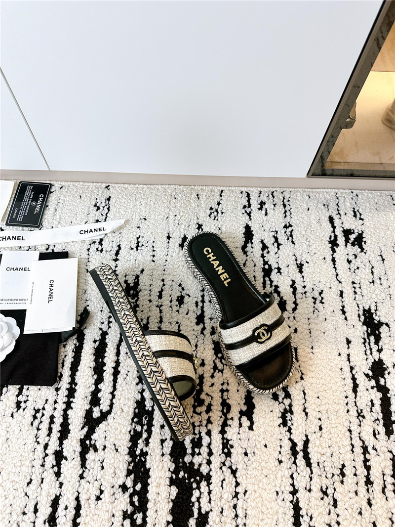 ch**el velcro lazy slippers Marg*e1a replica shoes