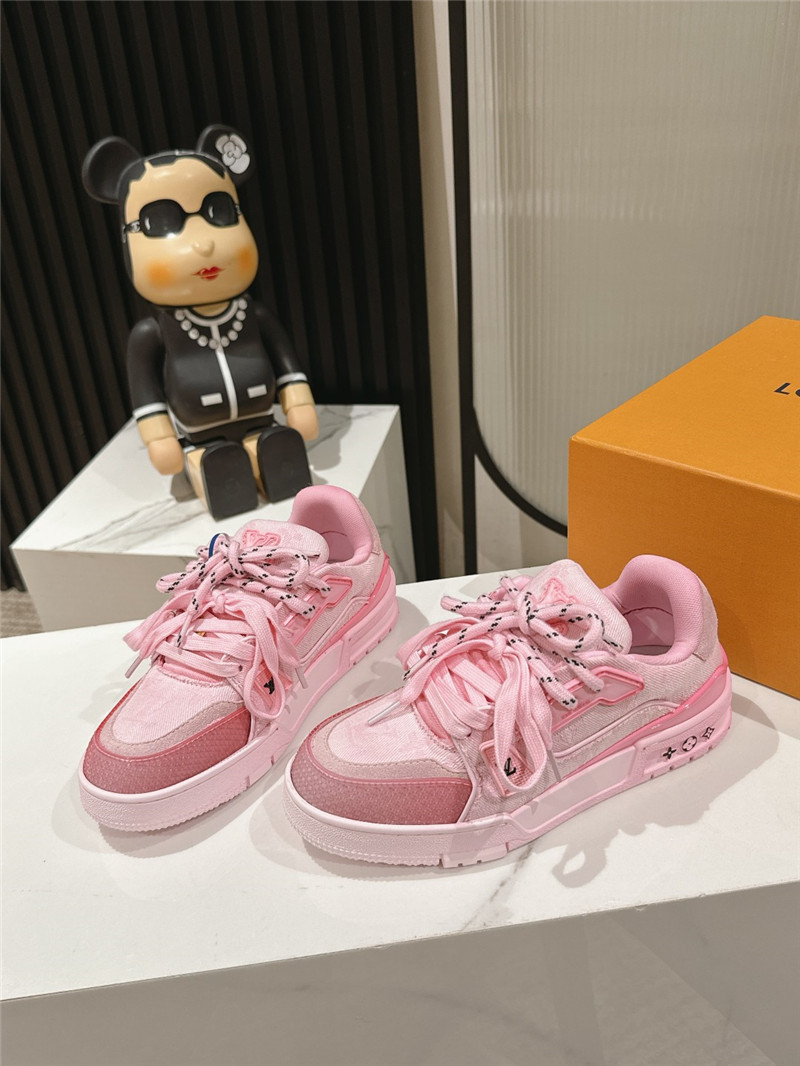 l0vis Vvtt0n lv trainer sneakers pink for women