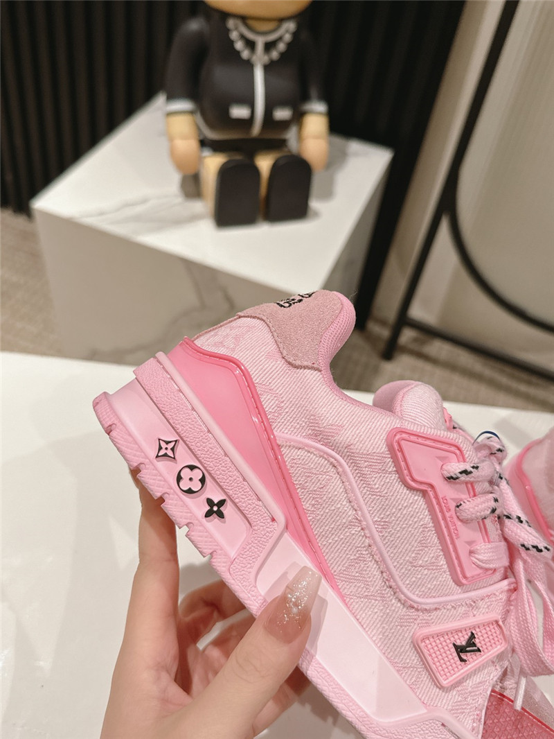 l0vis Vvtt0n lv trainer sneakers pink for women
