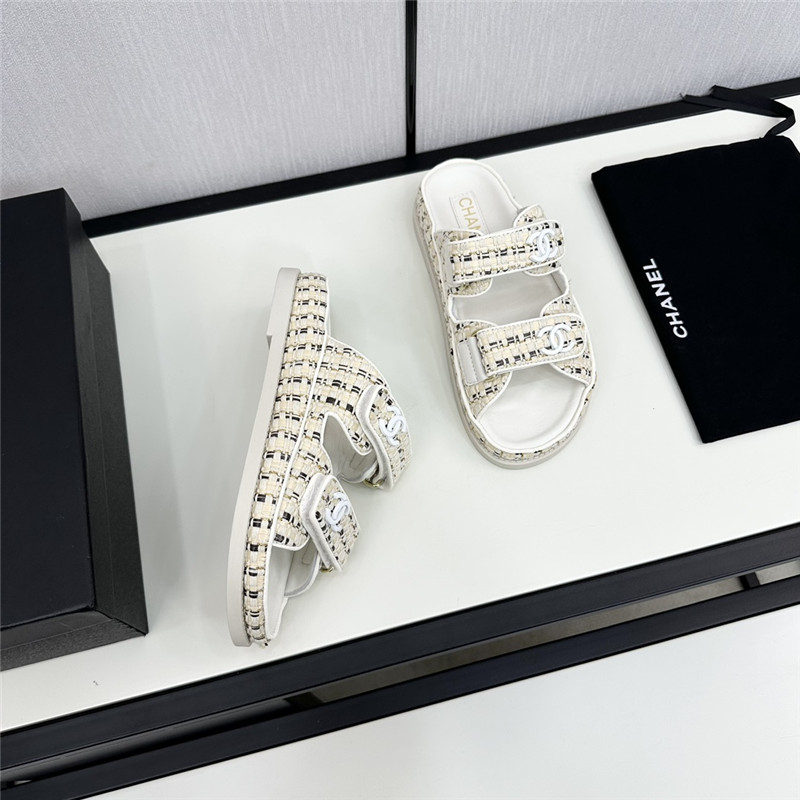 Ch**el grained tweed velcro slides white