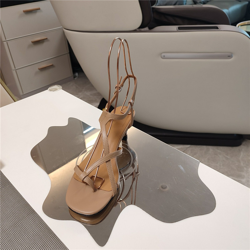 Fendi Ffold 55mm Leather Sandals