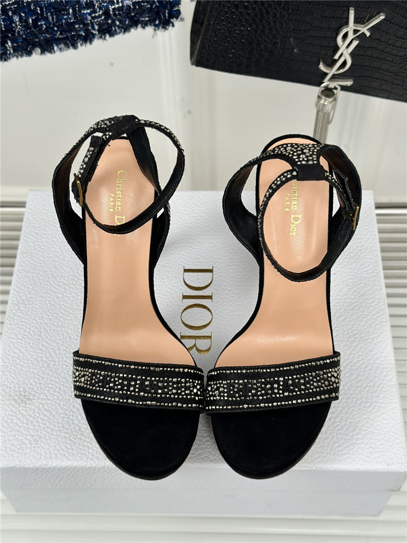 D10r dway heeled platform sandal