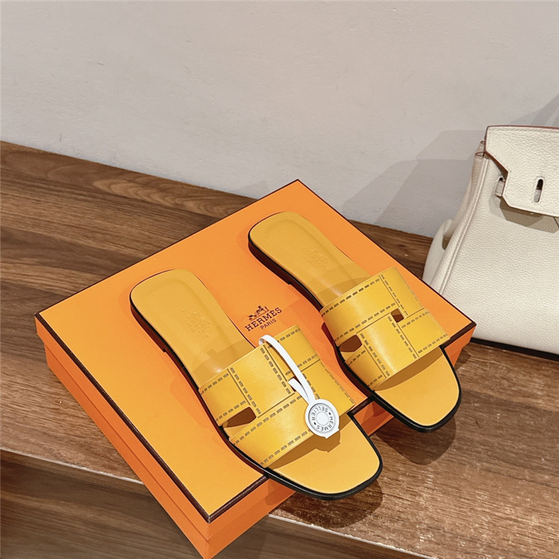 H**me5 idioma sandal women’s yellow