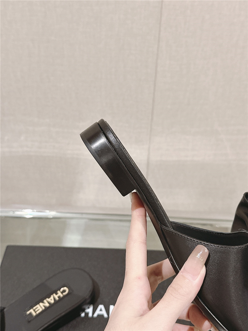 Ch**el flat silk bow leather sandals