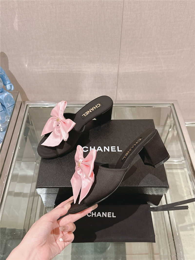 Chanel Chunky Heel Silk Bow Leather Sandals in Pink