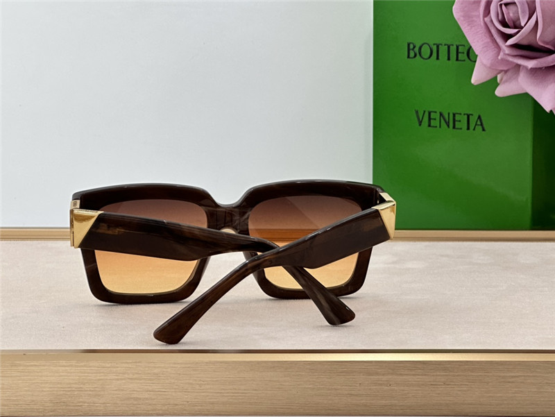 b0tt*ga Ven*ta classic sunglasses