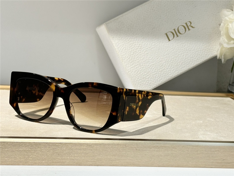 D10r square frame sunglasses