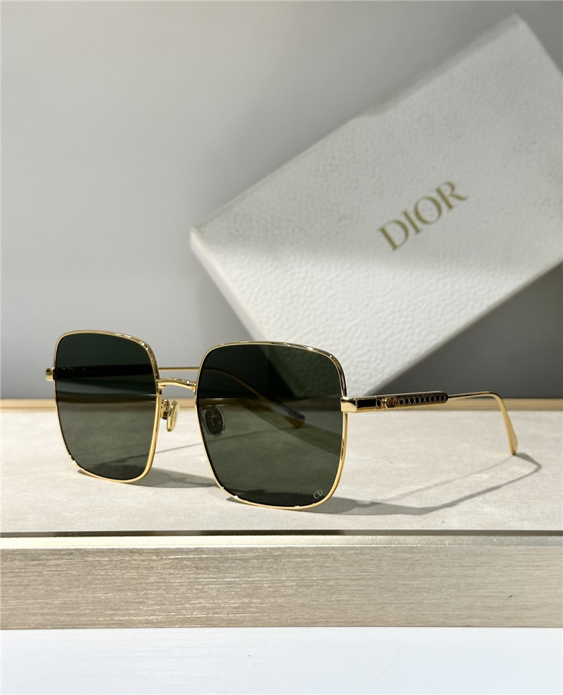 D10r square sunglasses