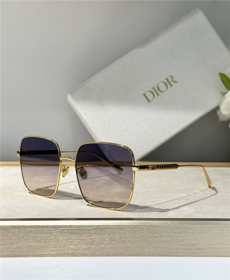 D10r square sunglasses