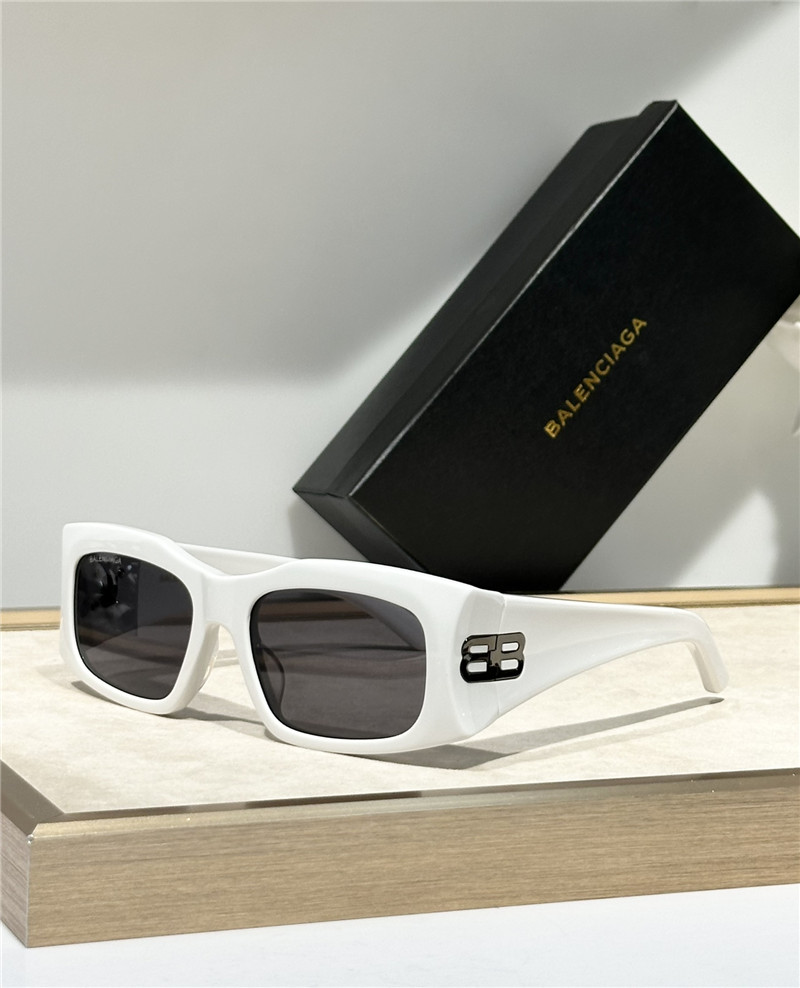 Ba1en*iaga sunglasses