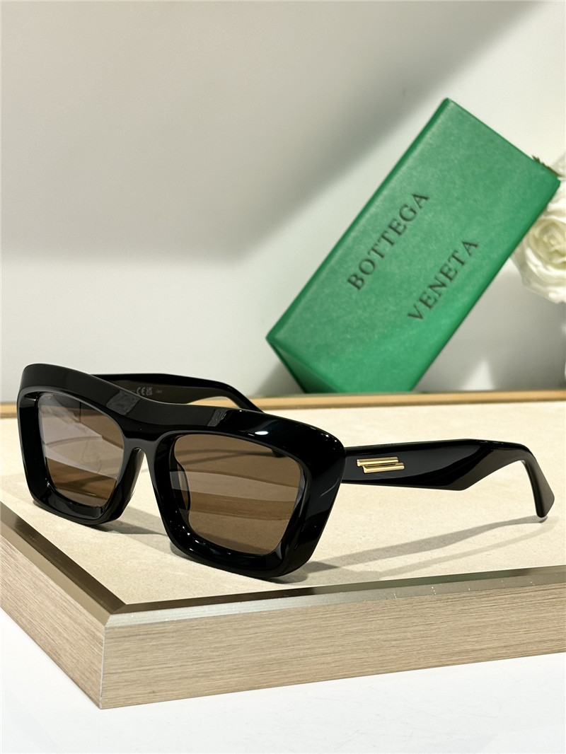 Bottega Veneta Blogger Sunglasses