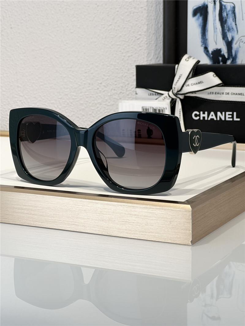 Ch**el stylish heart sunglasses