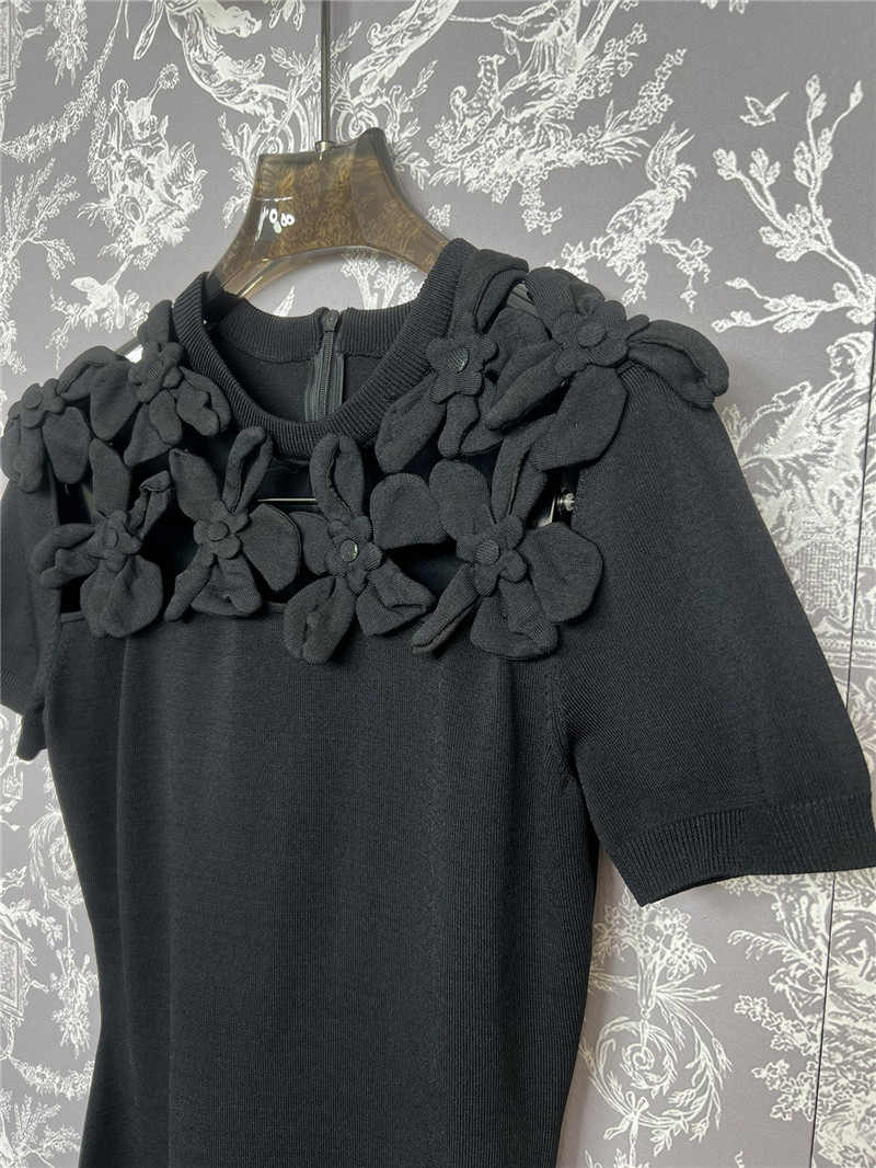 Va1e*ntin0 new dresses cheap replica designer clothes