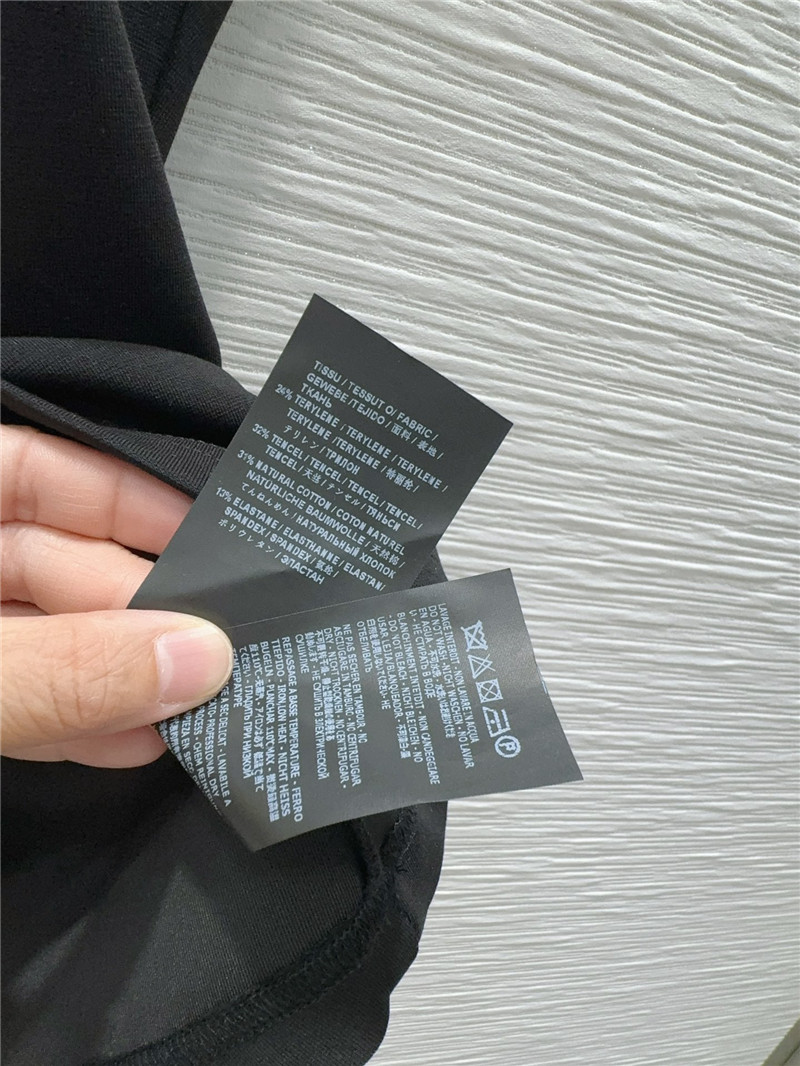 Y51 wing sleeve top + simple skirt set replica clothes