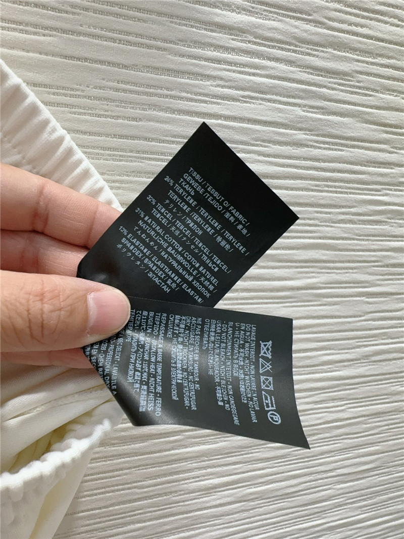 Y51 wing sleeve top + simple skirt set replica clothes