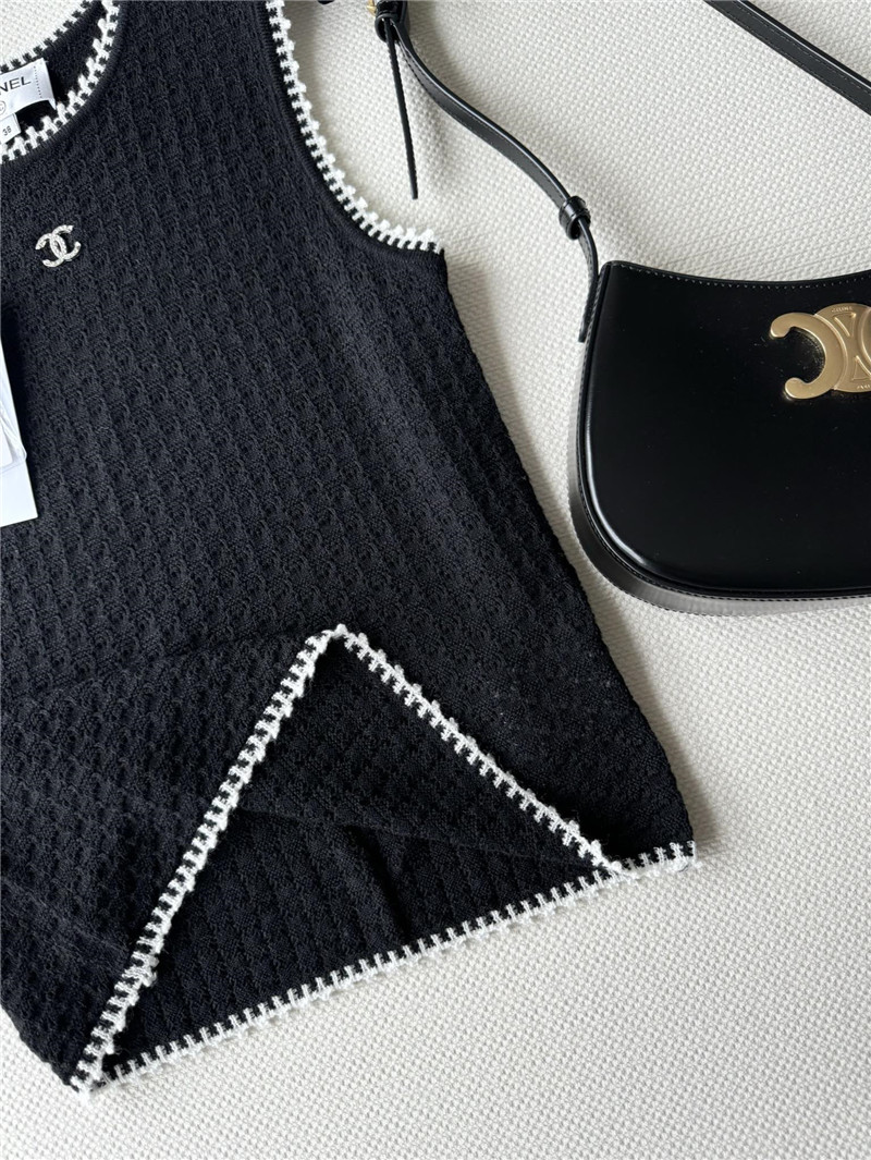 Ch**el crochet vest cheap replica designer clothes