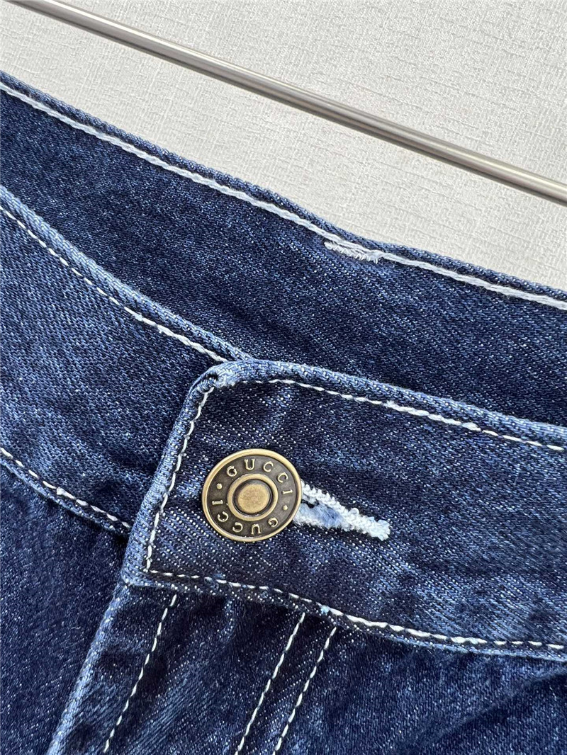 Gvc*1 high rise patch pocket short