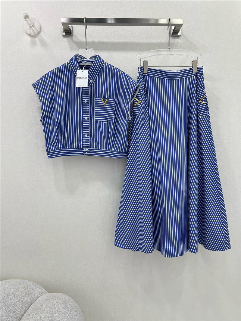 Va1e*ntin0 new striped skirt cheap replica designer clothes