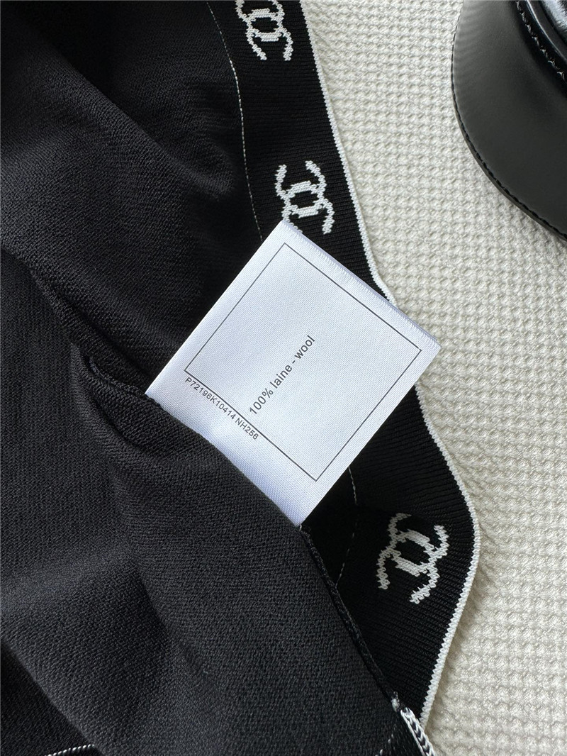 Ch**el contrast color lapel knitted vest replicas clothes