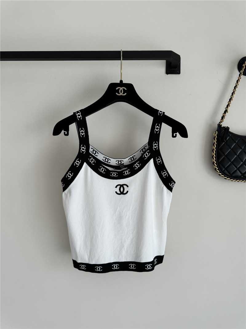 Chanel contrast knitted vest replica d&g clothing