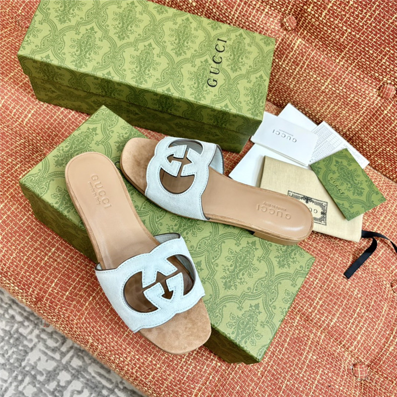 Gvc*1 suede interlocking gg sandals in green