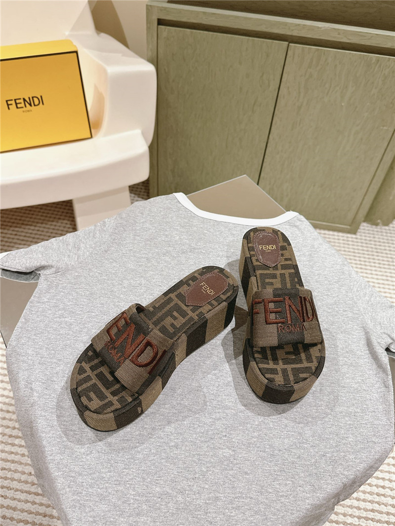 Fendi Sunshine Platform Slides Women