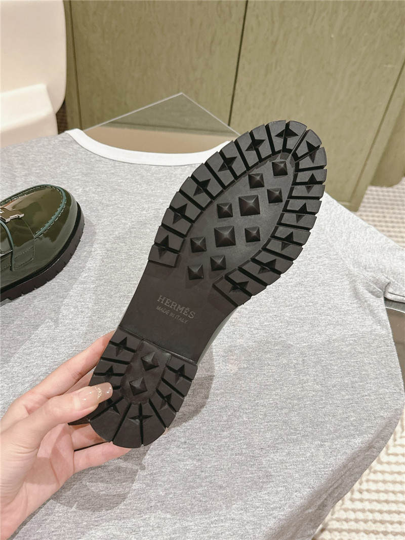 H**me5 green patent leather h buckle loafers for women