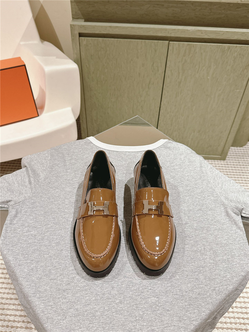 H**me5 beige patent leather h buckle loafers for women
