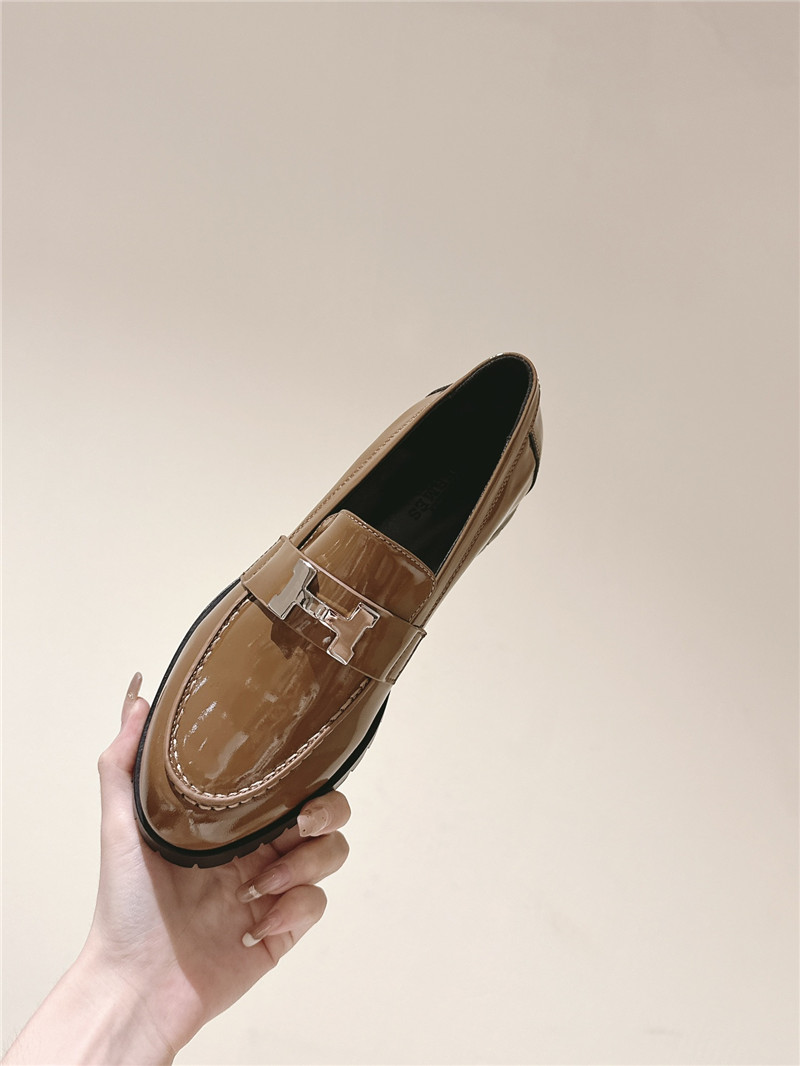 H**me5 beige patent leather h buckle loafers for women