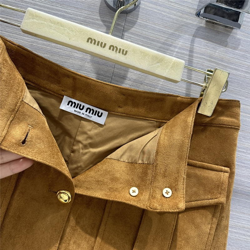 miumiu Retro golden brown suede mini skirt
