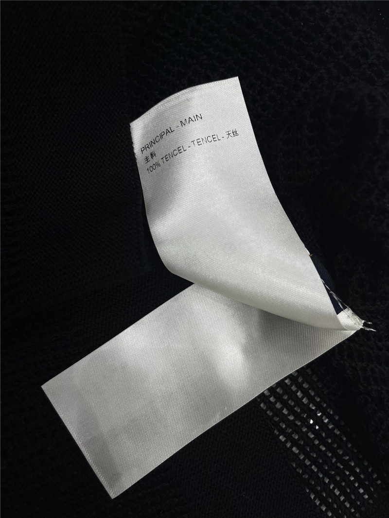 l0vis Vvtt0n lv hollow chain sleeveless knitted vest replica clothing