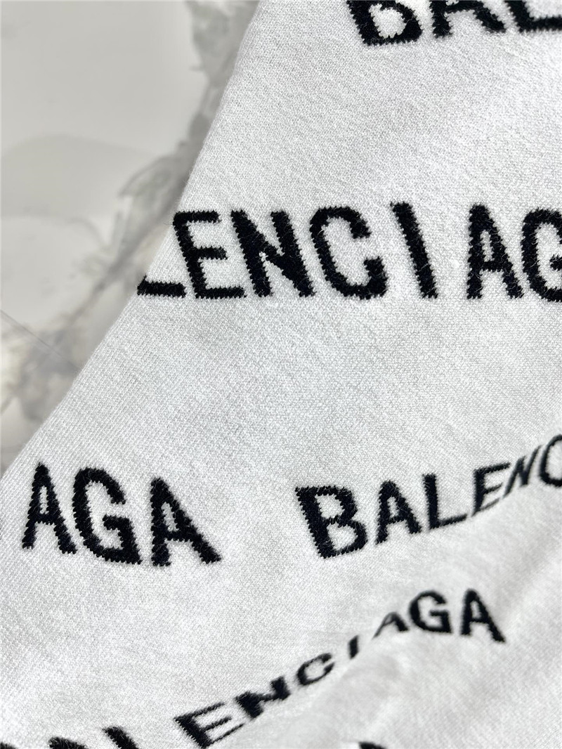 Ba1en*iaga all over the body letter jacquard vest replicas clothes