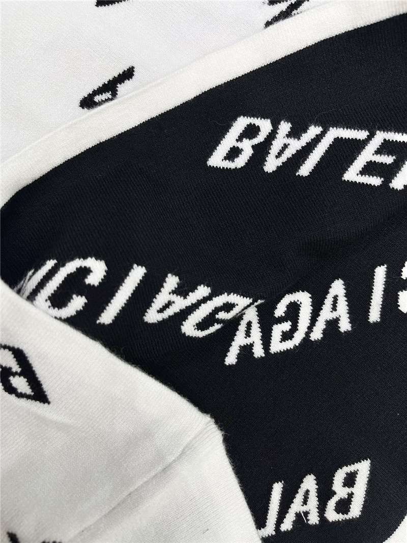 Ba1en*iaga all over the body letter jacquard vest replicas clothes