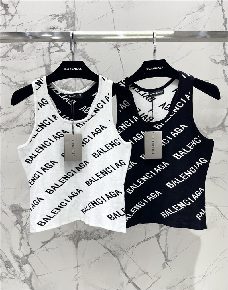 Ba1en*iaga all over the body letter jacquard vest replicas clothes