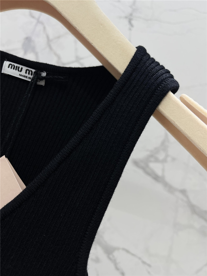 miumiu letter jacquard design ribbed vest replica d&g clothing