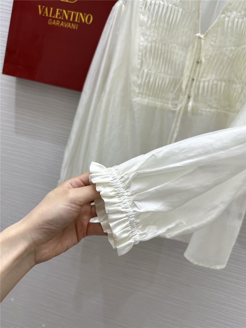 Va1e*ntin0 blouse + a-line skirt set replica clothes