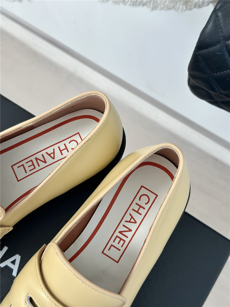 Ch**el women¡¯s yellow calfskin loafers