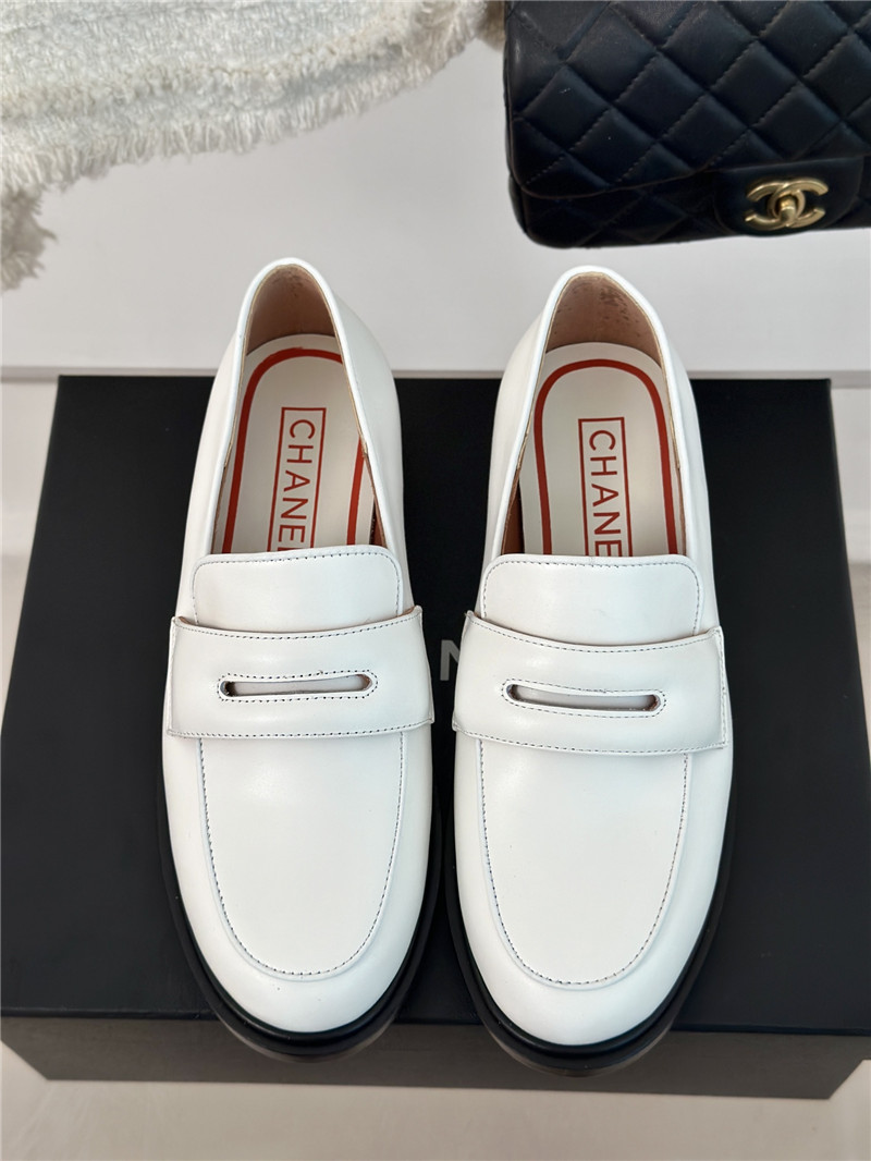 Ch**el women¡¯s white calfskin loafers