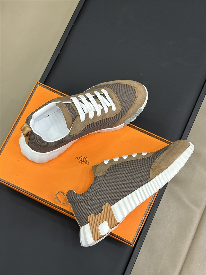 H**me5 bouncing sneakers in brown