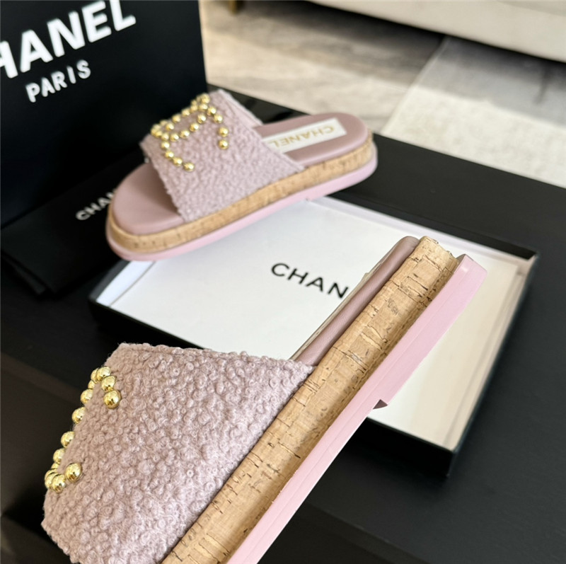 Ch**el logo platform pearl tweed slippers