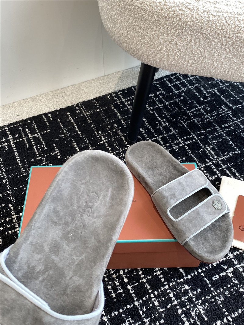 L0r0 P1ana waikiki gray velcro strap sandals