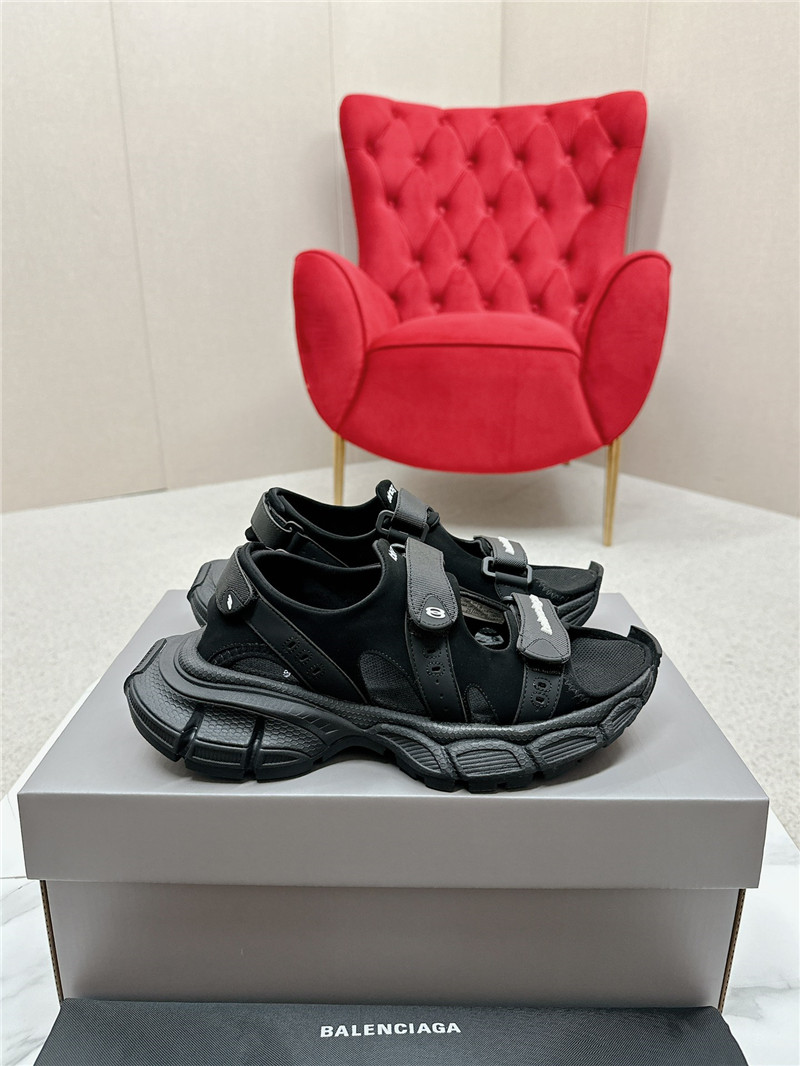 Ba1en*iaga 3xl sandals for women in black