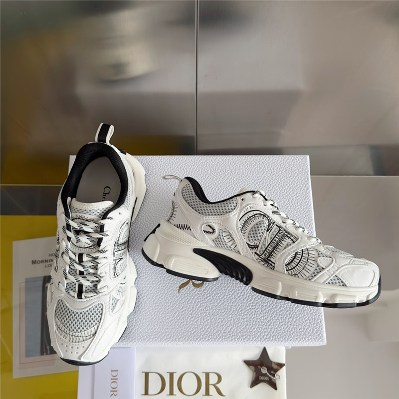 D10r chrono sneakers for women