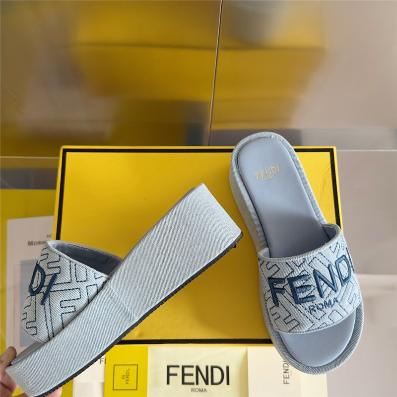Fendi Sunshine Black Platform Sandals